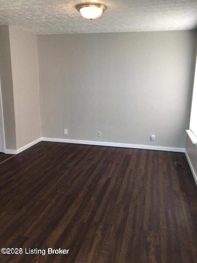 Building Photo - 2301 Howard St