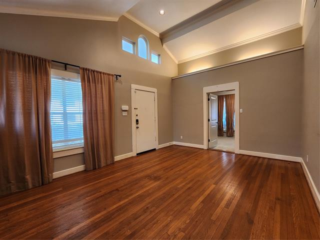 Foto del edificio - 5536 Belmont Ave