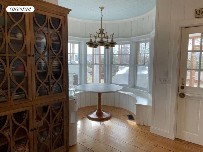 Foto del edificio - 33 Ogden Ln