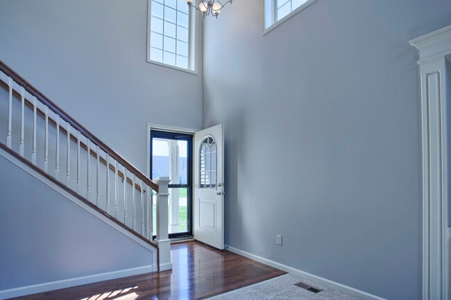 Building Photo - 2317 Blanche Ln