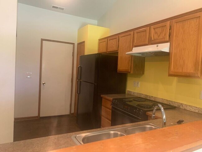 Foto del edificio - 512 N Perry St