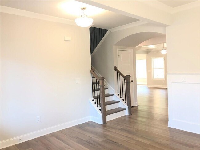 Foto del edificio - 1552 Dover Creek Ln