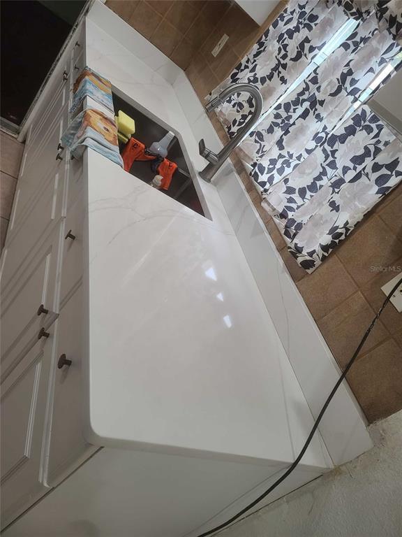 Foto del edificio - 833 Disston Ave