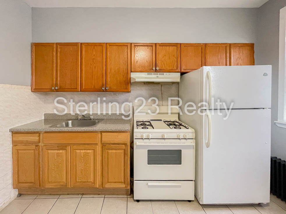 KITCHEN - 2550 22nd St