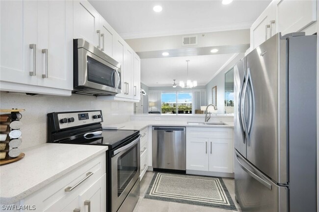 Building Photo - 16595 Lake Cir Dr