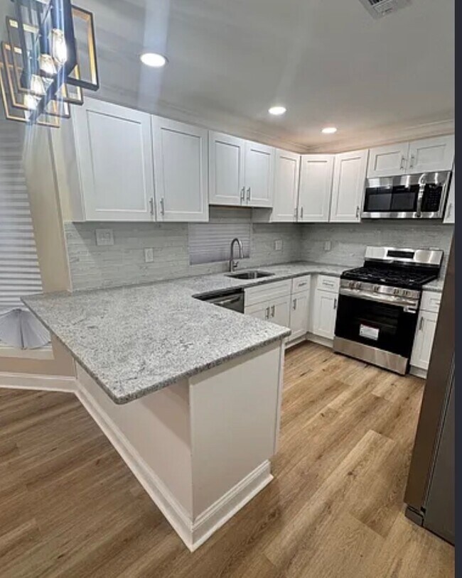 Foto del edificio - 5751 Walton Ave