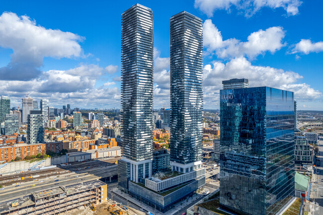 Building Photo - Sugar Wharf Condos