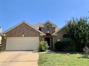 Building Photo - 9328 Jerico Dr