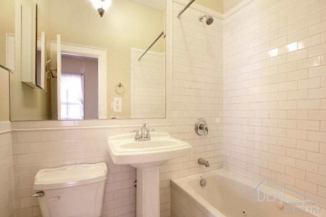 Foto del edificio - 351 21st St