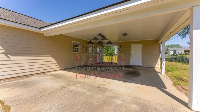 Building Photo - 19 McLendon Rd