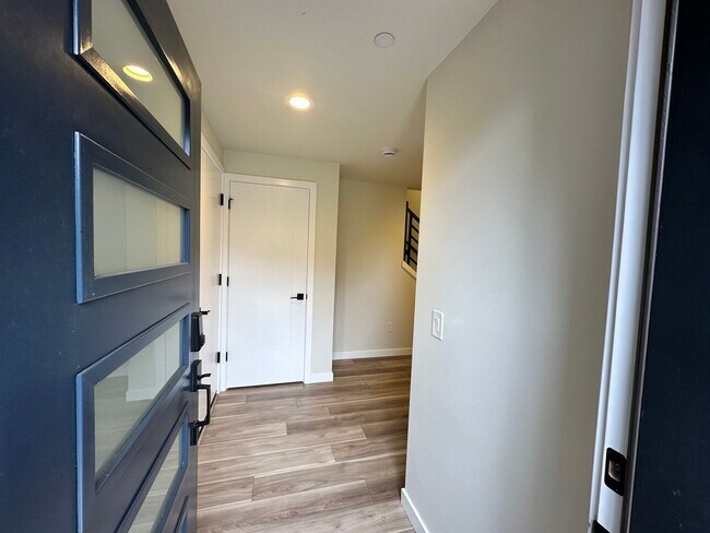 Foto del edificio - 2527 Gibson Rd