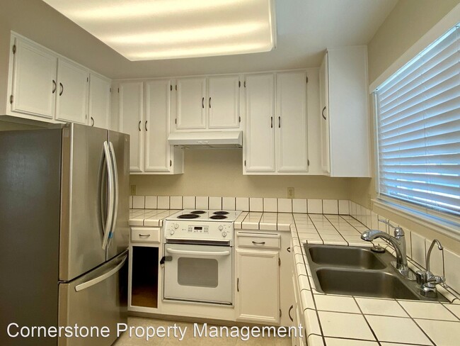 Building Photo - 2 br, 2.5 bath House - 3528 Flora Vista Ave