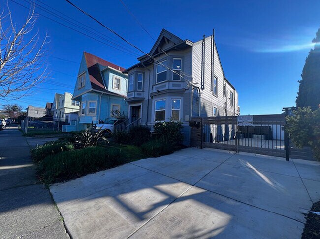 Foto del edificio - 709 32nd St