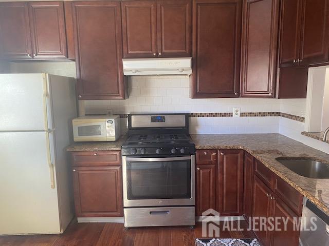 Foto del edificio - 408 Woodbridge Commons Way