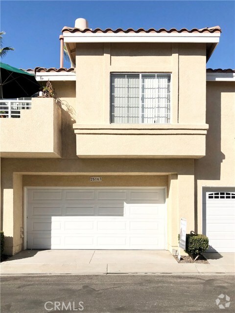 Building Photo - 25163 Via Azul