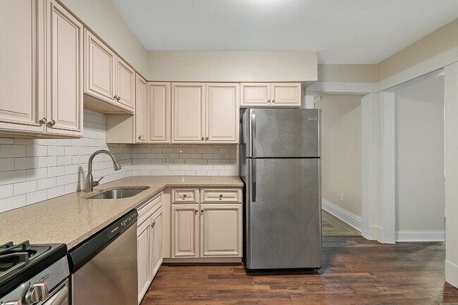 Unit 1 - Kitchen - 1840 Tonopah Ave