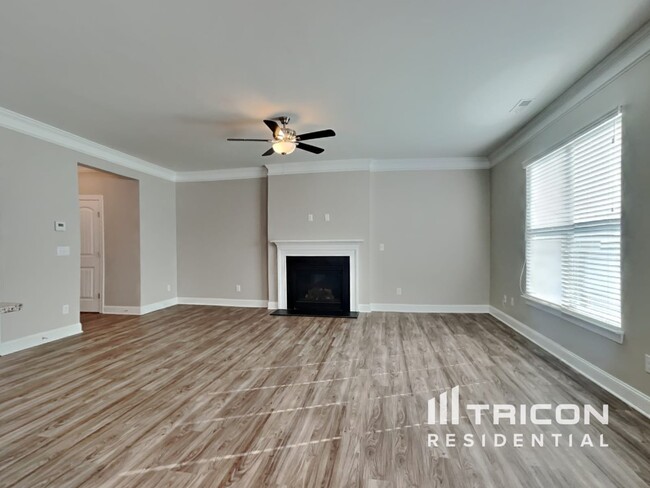 Building Photo - 225 Highview Drive Benson NC