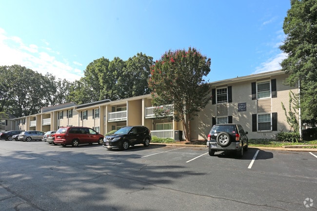 2 Bedroom Apartments under 1,500 in Greensboro NC