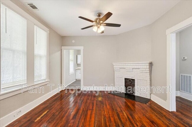 Building Photo - 118 W 56th St