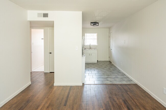 Foto del edificio - 1140 12th St S