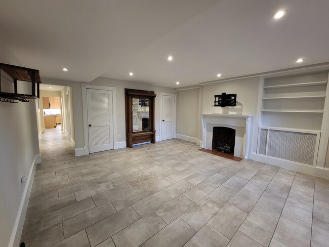 Foto del edificio - 210 8th St SE