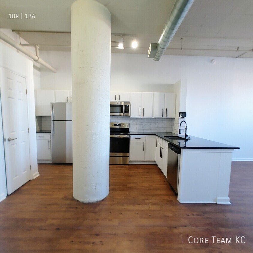 Foto principal - Large Downtown Loft!