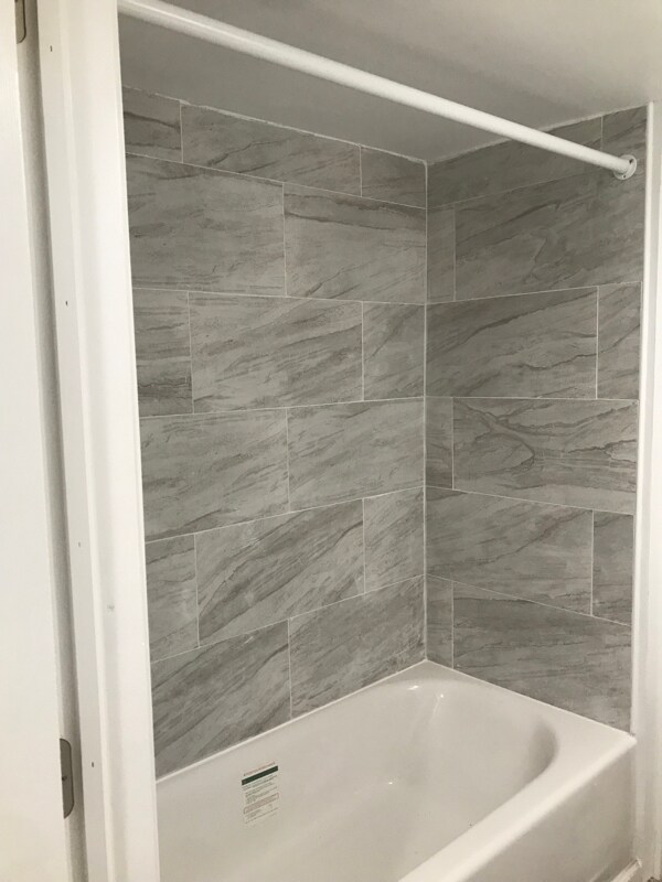 Foto del edificio - 4 Cedar Springs Ct