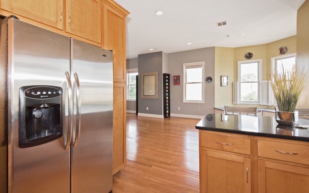 6515 Palisade Ave, West New York, NJ 07093 Condo for Rent in West New