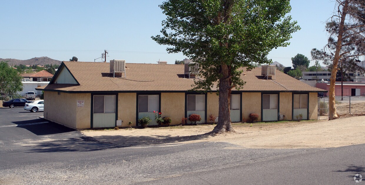Foto del edificio - 18344 Taloga Rd
