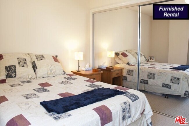 Foto del edificio - 1319 N Detroit St