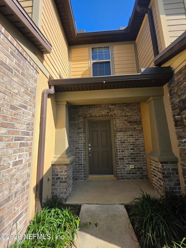 Foto del edificio - 7026 Butterfly Ct