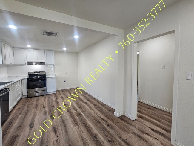 Building Photo - Home for Rent in Calexico Utilities included