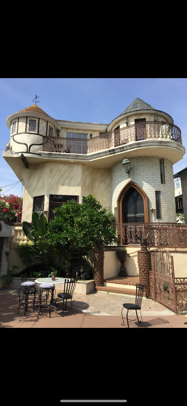 Building Photo - 412 El Redondo Ave