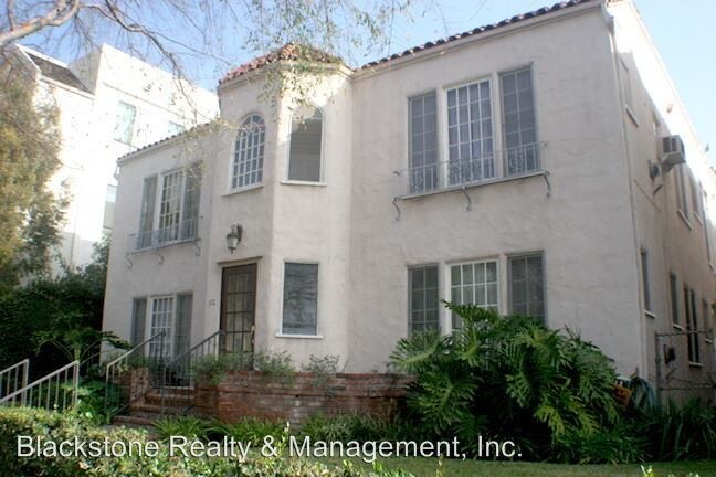 Primary Photo - 152 S Crescent Dr