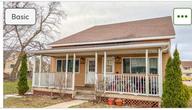 Building Photo - 2214 Longyear Ave