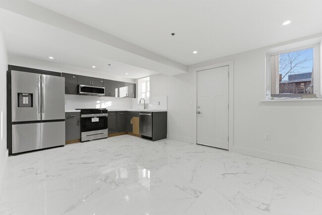 Foto del edificio - 821 18th St