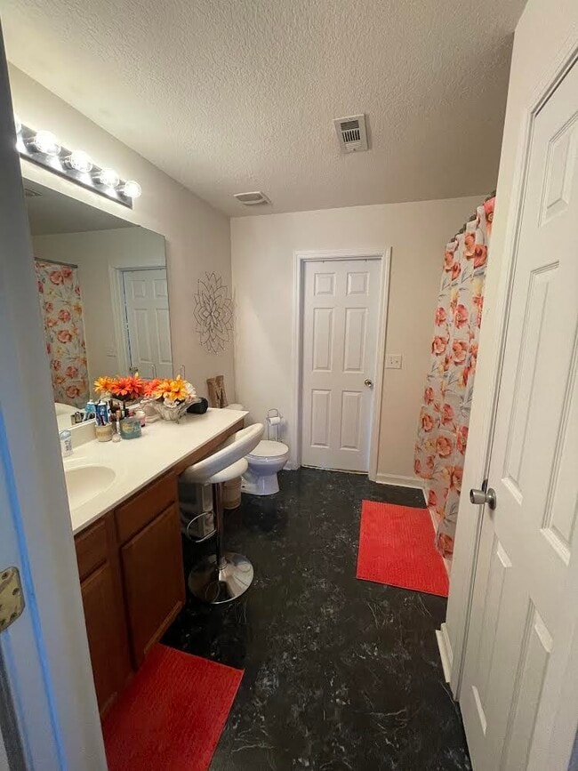 Master Bedroom - 1501 Long Paw Ln