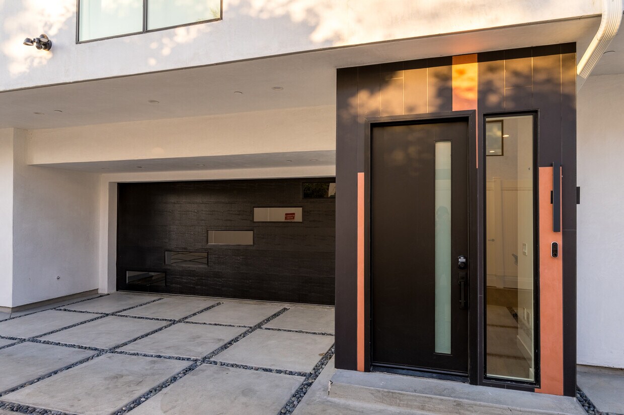 Foto principal - 109 N Westlake Ave