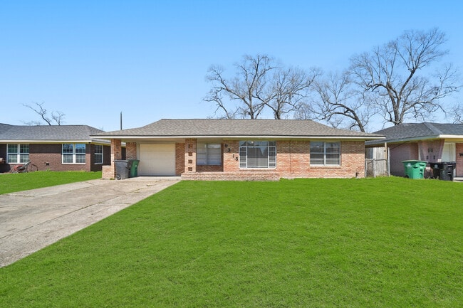 Building Photo - 9315 Laura Koppe Rd