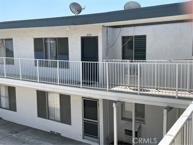 Foto del edificio - 626 S Sierra Vista Ave