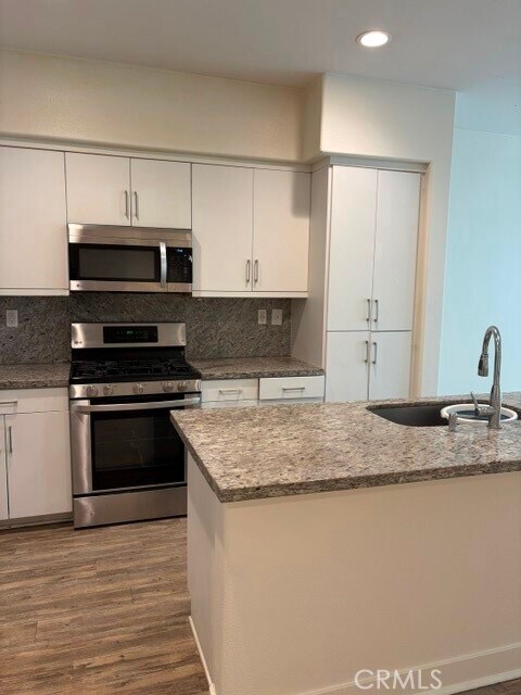 Foto del edificio - 9046 Garvey Ave