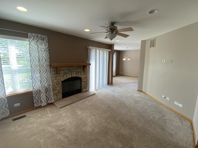 Foto del edificio - 545 Yorkshire Ln