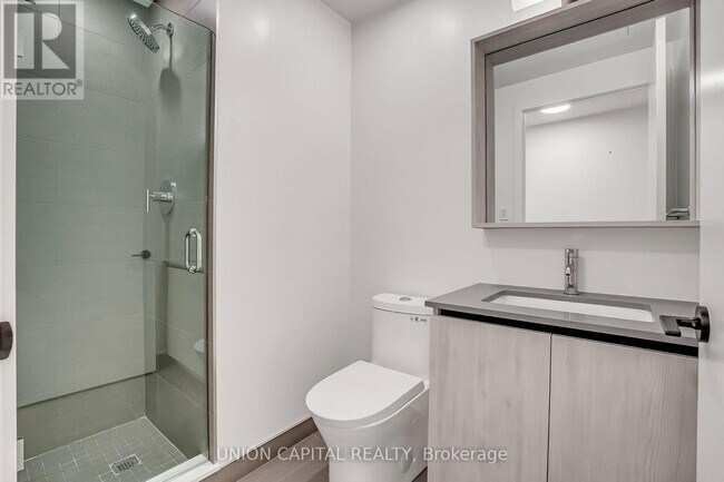 Building Photo - 35 Parliament St