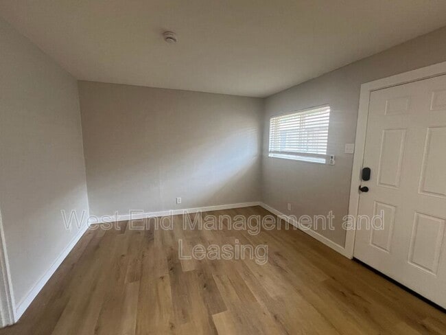 Building Photo - 4160 Folsom Ave