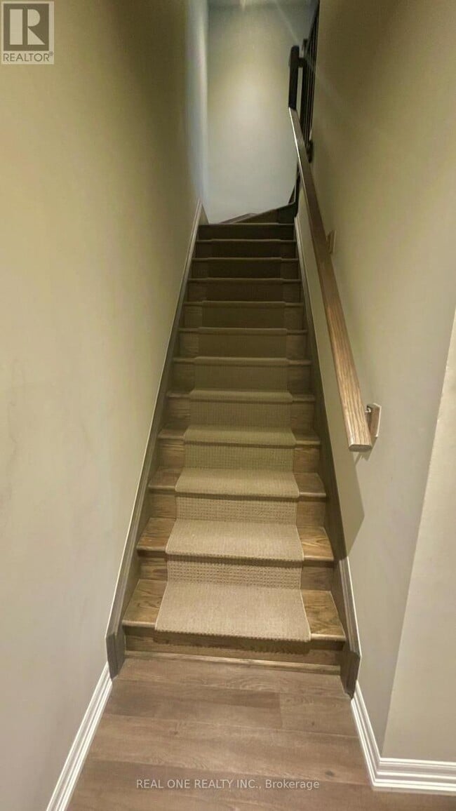 Building Photo - 295 Ellen Davidson Dr