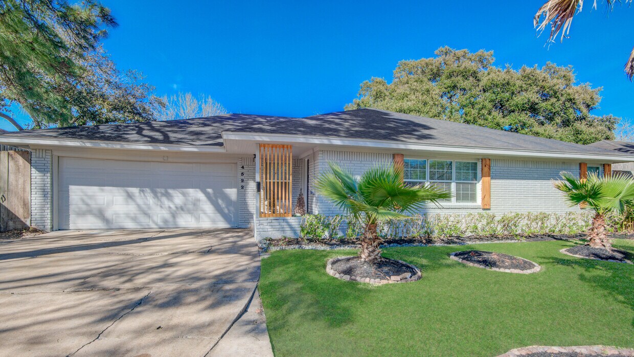 Primary Photo - 4522 Willowbend Blvd