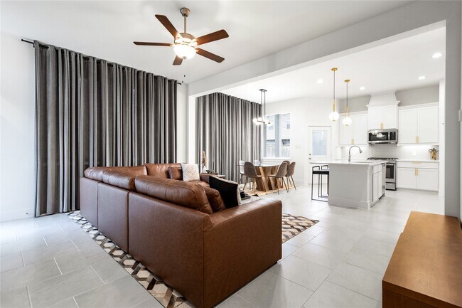 Foto del edificio - 21111 Rio San Jose Ct