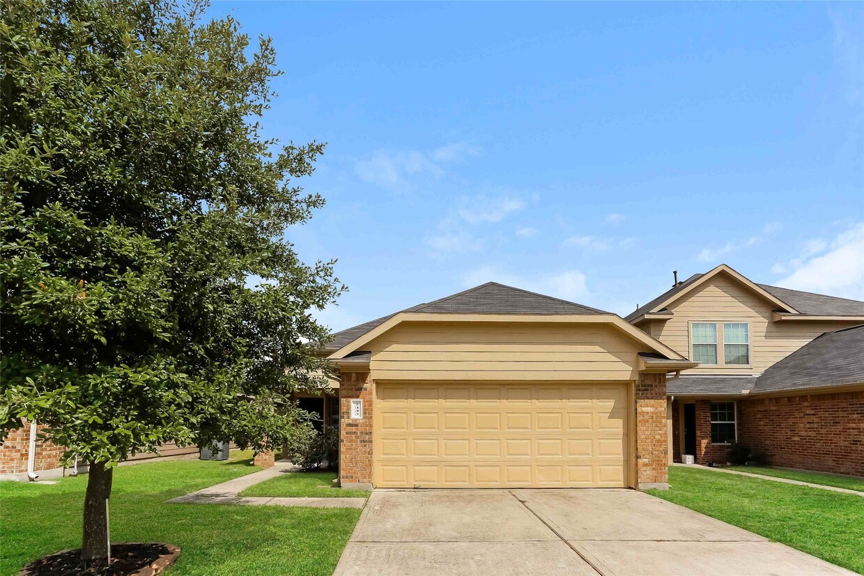 Foto principal - 2443 Peterborough Way