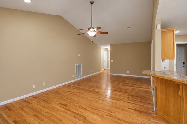 Building Photo - 1635 Bobby Nichols Dr