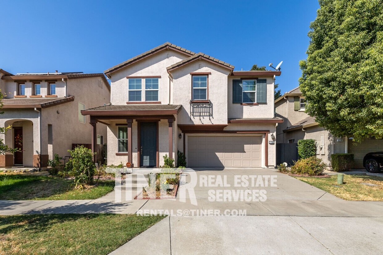 Primary Photo - Beautiful Natomas Home